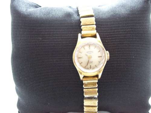 Vintage Rotary 17 jewels incabloc ladies time piece.