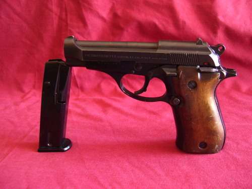 DEACTIVATED!!! Beautiful Pietro Beretta Mod84 9mm Short Pistol. Exellent Collectors Piece.