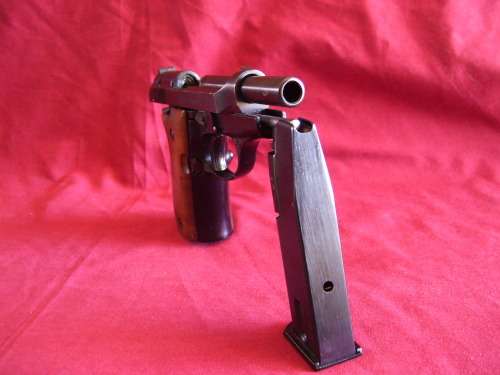 DEACTIVATED!!! Beautiful Pietro Beretta Mod84 9mm Short Pistol. Exellent Collectors Piece.