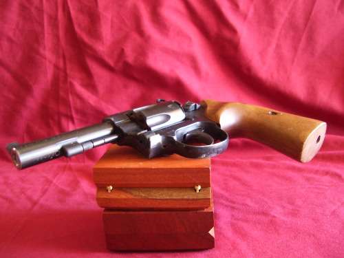 DEACTIVATED!!! RS Mod 77 Cal .32 SUW Long. Beautiful Collectors Revolver. Crazy R1 Start!!!