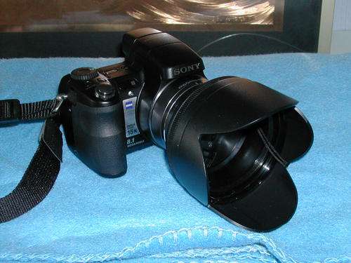 Sony DSC H9