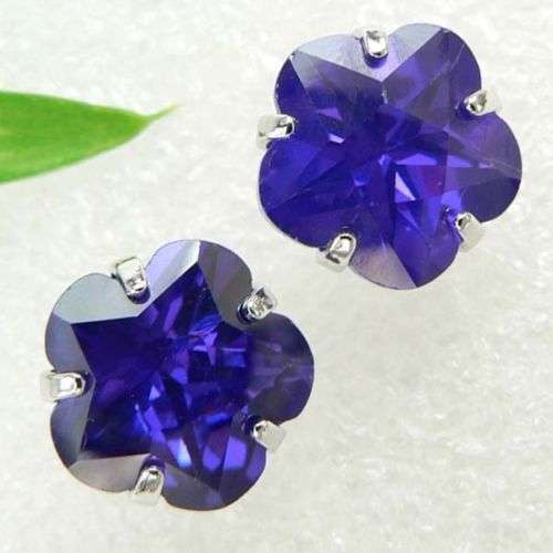 BEAUTIFUL AMETHYST FLOWER STUD EARRINGS IN STERLING SILVER!!!!!!