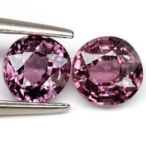 AAA  1.04 Cts IF Oval Top Purple Pink Myanmar Spinel Pair! - 100% Natural and Calibrated.