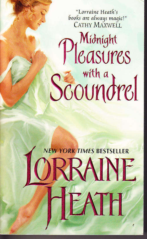 MIDNIGHT PLEASURES WITH A SCOUNDREL, by Lorraine Heath paperback almost new