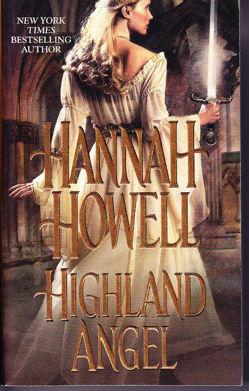HIGHLAND ANGEL, by Hannah Howell paperback almost new