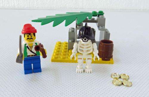 LEGO - PIRATES - PIRATES I - 6232 SKELETON CREW