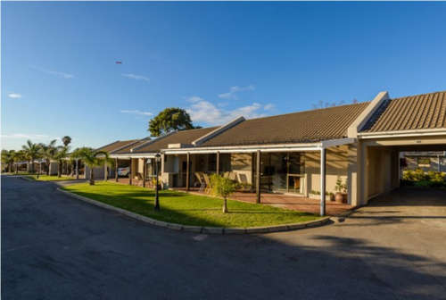 Midweek @ Sunshine Bay Beach Club, Jeff Bay from 26 Nov - 30 Nov 2018 (4 Nights) 6 Sleeper