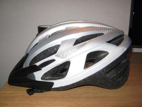 TREK VAPOR CYCLING HELMET 56CM - 64CM 330G