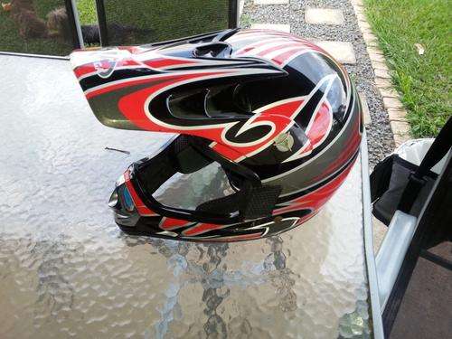 ****VEGA KIDS LARGE HELMET INCL HELMET BAG**