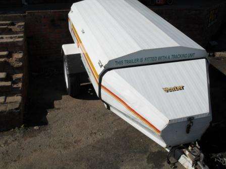 ******2001 VENTER TRAILER 6FT, WITH PAPERS, RUBBERISED BIN*****