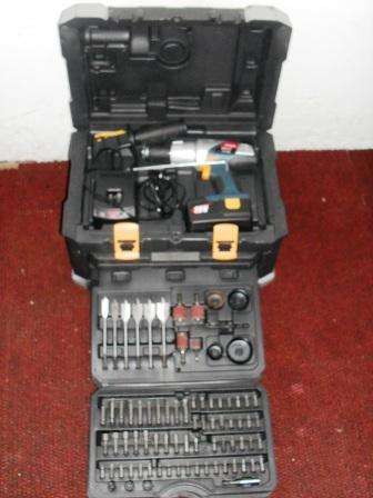 ***RYOBI 18W HIGH POWER WIRELESS DRILL SET, WILL ALL TOOLS***