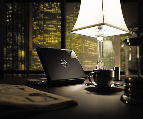 DELL INSPIRON MINI WITH BUILT IN 3G & WEBCAM! ADORABLE NETBOOK!!