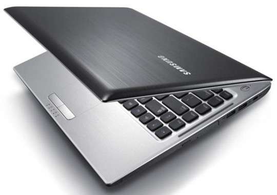 EXOTIC IRIDIUM SILVER BEAUTY! MASSIVE SPEC! THE NEW SAMSUNG Q530 IS THE ULTIMATE PERFECTION!