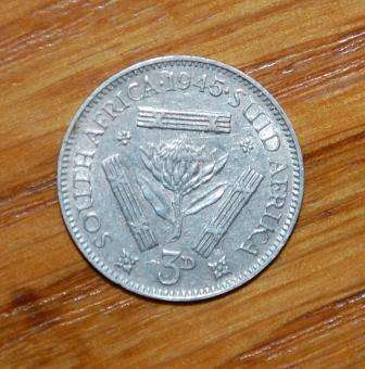 " Union 1945 3 Pence (Tickey) "