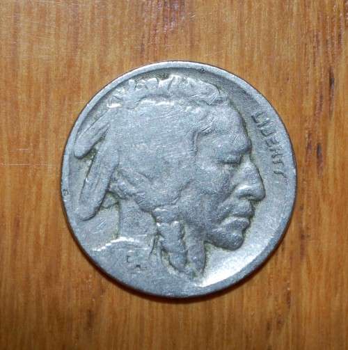 ` American 5 Cent Buffalo Nickel - 1934 `