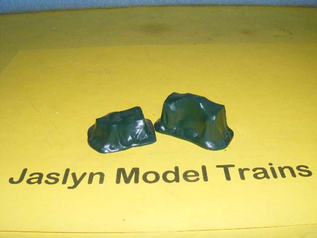 HO Load with tarpaulin.