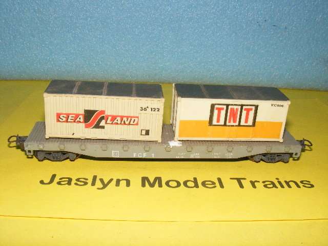 Lima HO Flatbed with containers.