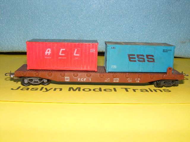 Lima HO Flatbed with containers.