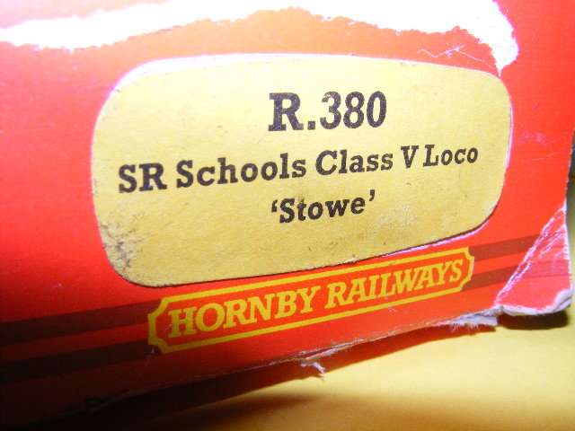 Hornby OO 4-4-0 Steam Loco and Tender (Boxed) - DCC