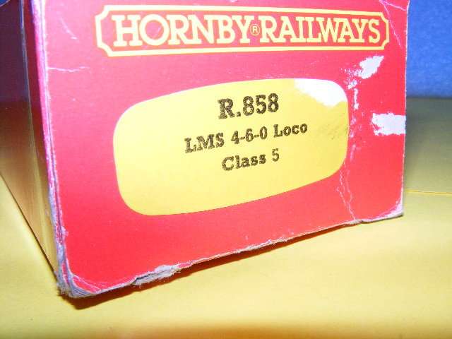 Hornby OO 4-6-0 Steam Loco and Tender (Boxed) - DCC