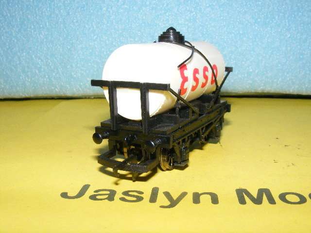 Hornby OO Tanker Wagon