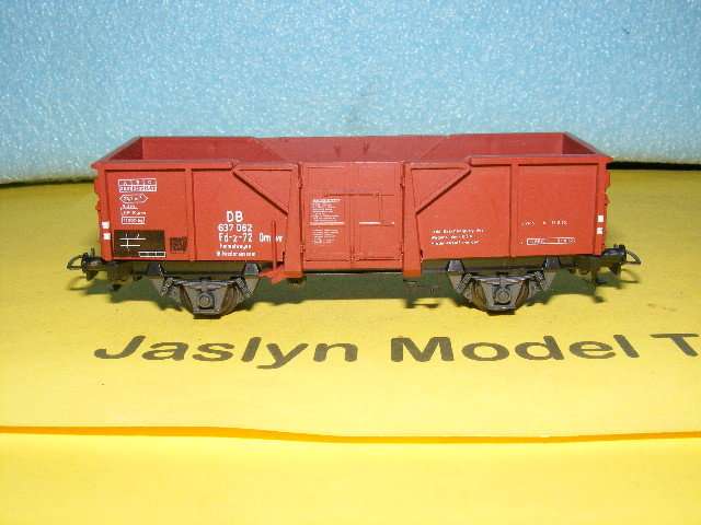 Liliput HO Tipper Wagon.