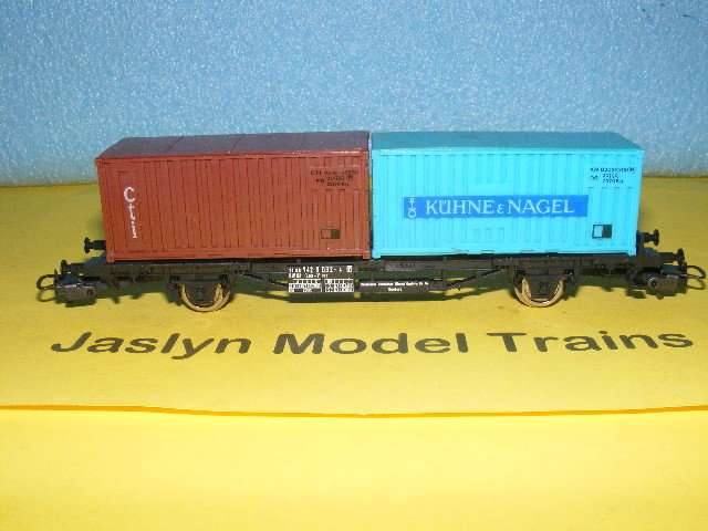 Lima HO Flatbed with Containers