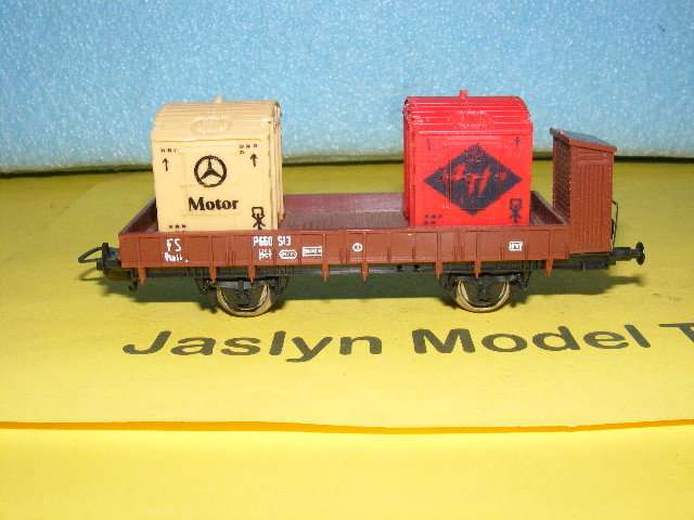 Lima HO Flatbed with load (Boxed)