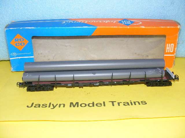 Roco HO Flatbed with Pipe Load.