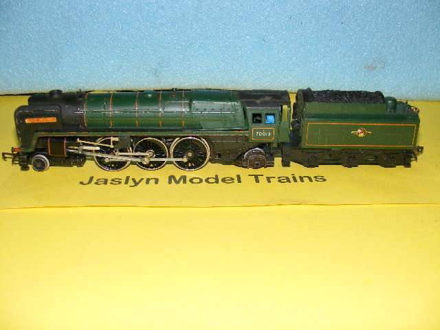 Tri-ang OO Steam Loco and Tender - For spares/ repairs.