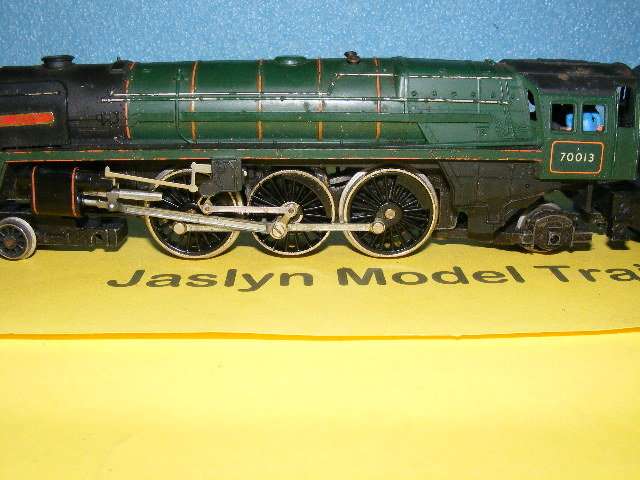 Tri-ang OO Steam Loco and Tender - For spares/ repairs.