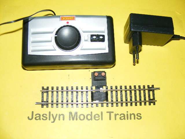 Hornby OO Controller and Power Track.
