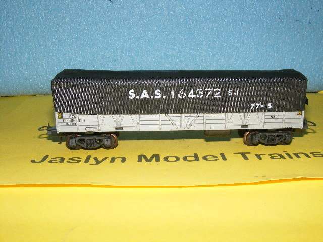 Lima HO SAR/ SAS Silver Box Wagon with Tarpaulin.