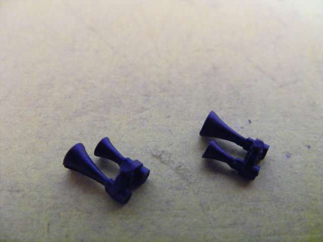 HO Diesel Loco  Replacement Hooters - 1 Pair.