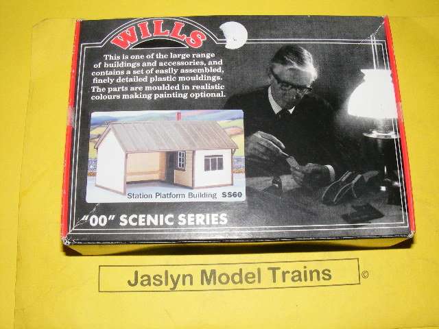 Wills HO Station Platform Building.