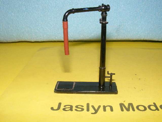 Tri-ang OO Watering Point - Metal