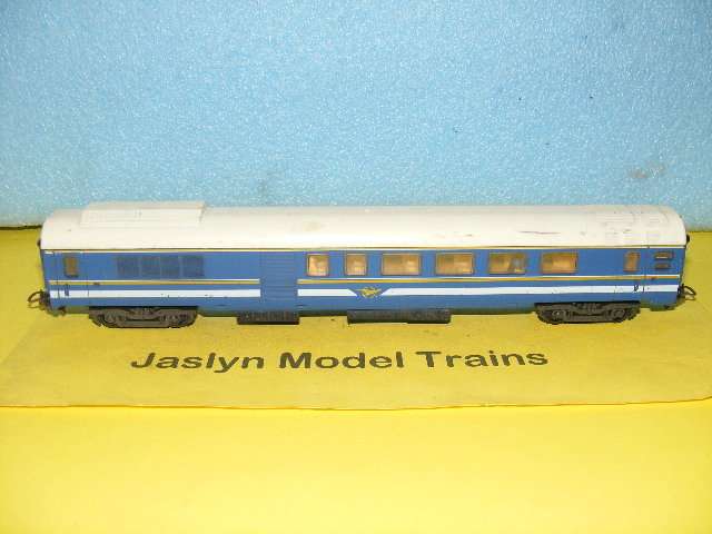 Lima HO SAR/ SAS Blue Train Composite Coach,