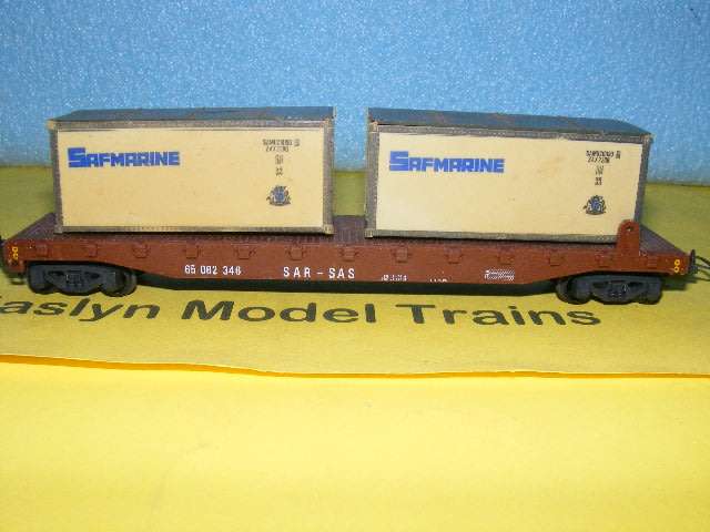 Lima HO SAR/ SAS Flatbed with Safmarine Containers,