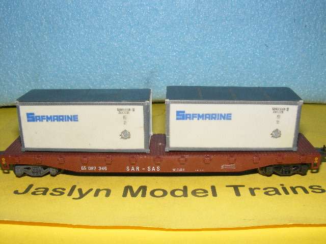 Lima HO SAR/ SAS Flatbed with Safmarine Containers,