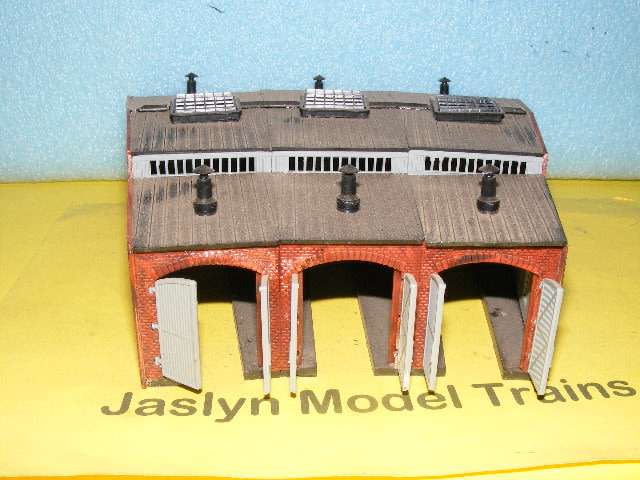 N Gauge Round House,