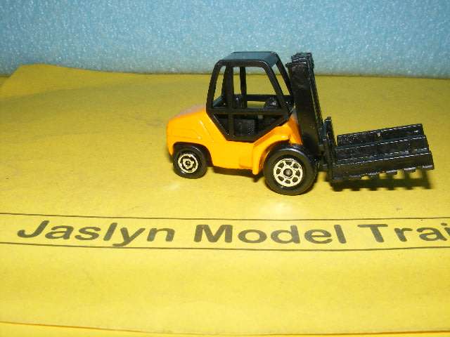 O-Gauge Forklift,