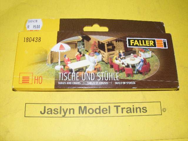 Faller HO Tables and Chairs,