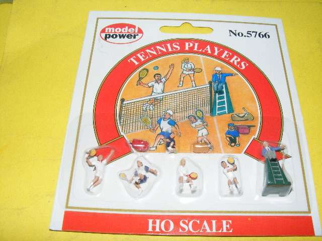 Model Power HO Tennis Players,