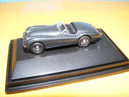 HO Jaguar (Boxed)
