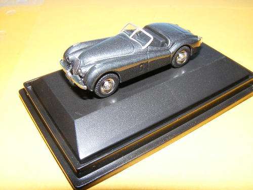 HO Jaguar (Boxed)