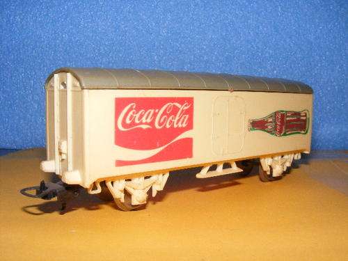Lima HO Coke Box Wagon