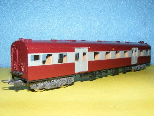 Lima HO SAR/ SAS Suburban Passenger Coach