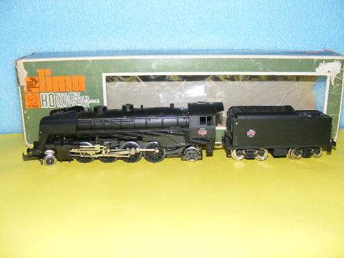 Lima HO Steam Loco and Tender (Boxed)