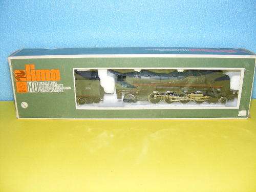 Lima HO Steam Loco and tender 2-8-2 (Boxed)