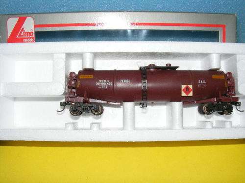 Lima HO SAR/ SAS XPD Petrol Tanker (Boxed)